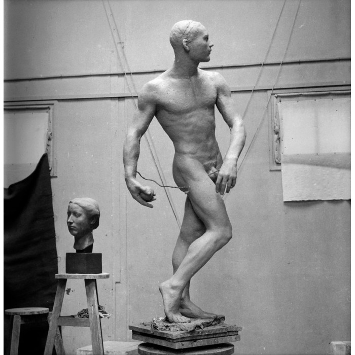 Grande figure d'homme