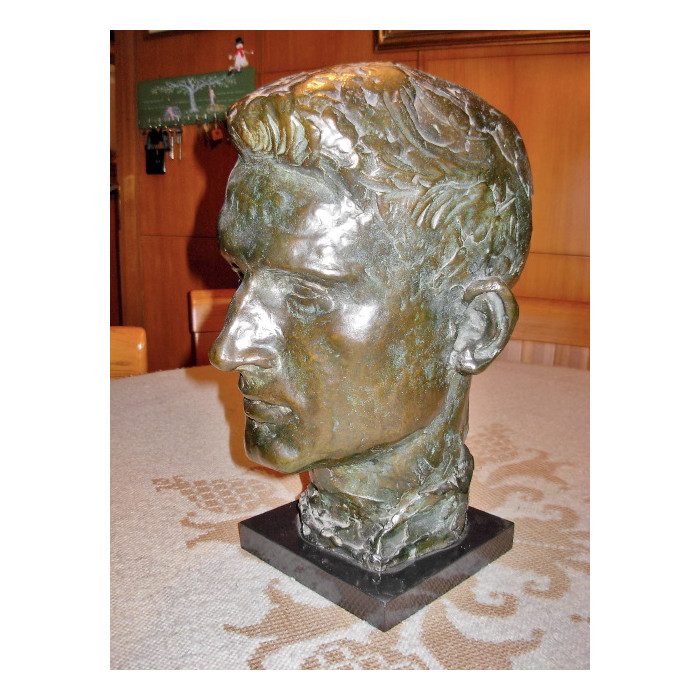 Buste de Urs Schnider