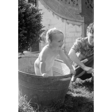 Françoise se baigne