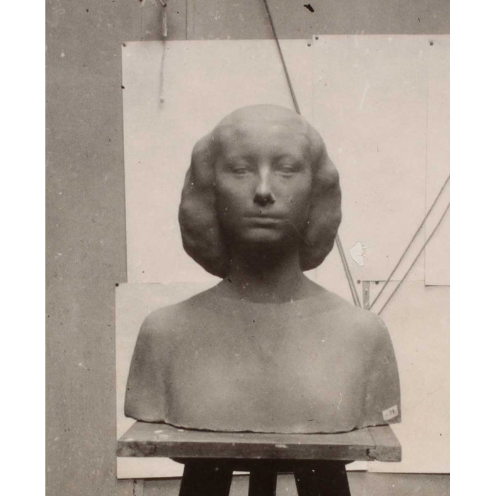 Buste d'Odette de Tombay