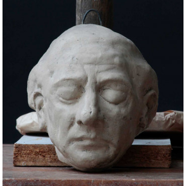 Masque de mon père les yeux fermés