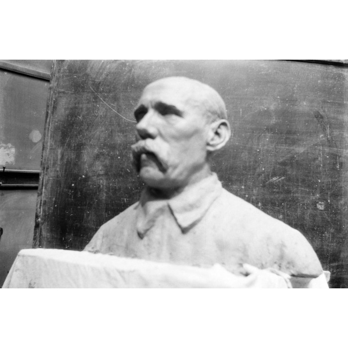 Buste de Georges Petit