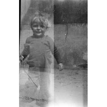 Geneviève en pantalon