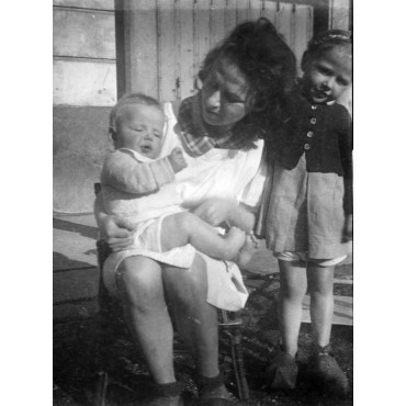 Monique, Jeanne et Geneviève