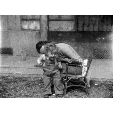 Geneviève en pantalon