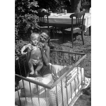 Charles et Jeanne au jardin