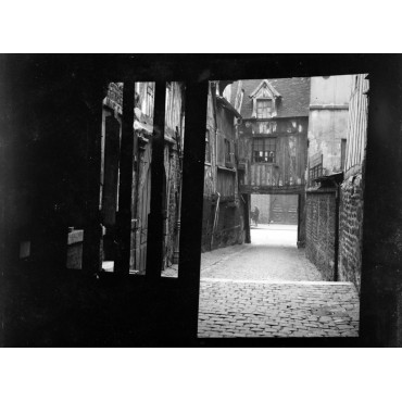 Rouen, entrée de l'aitre Saint-Maclou