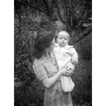 Georges bébé et Monique