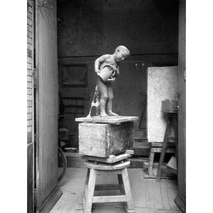 L'enfant à l'arrosoir ou Fontaine de Matignon