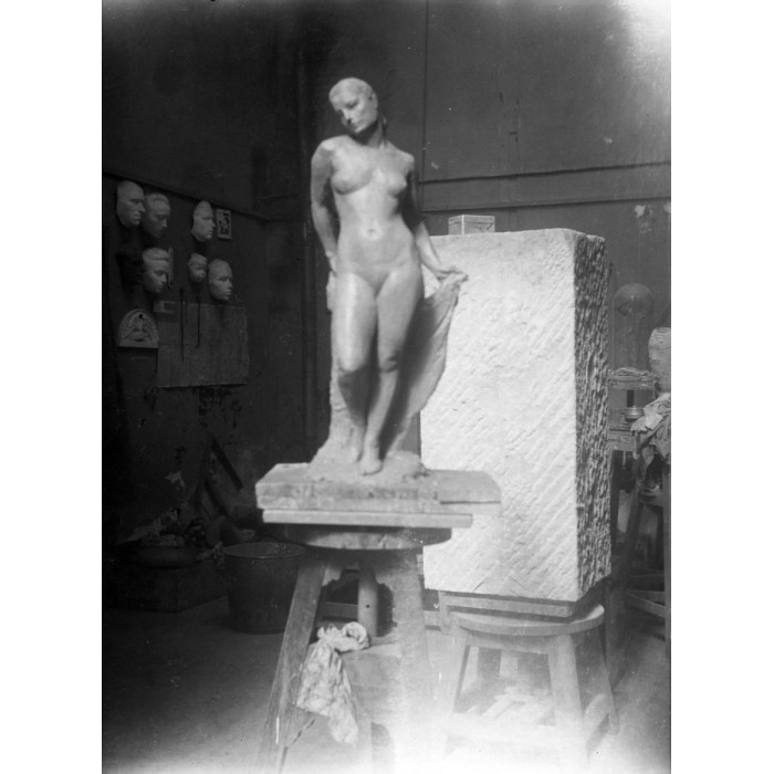 Baigneuse de Zarifian : modèle en argile