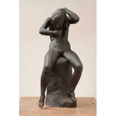 Lucile se coiffant Petit Modèle