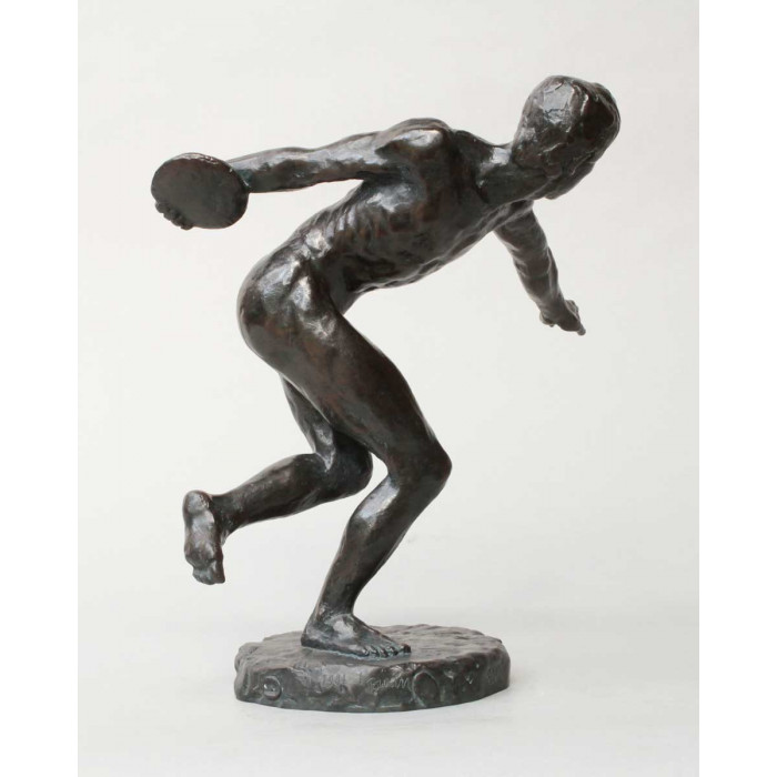 Etienne lançant le disque