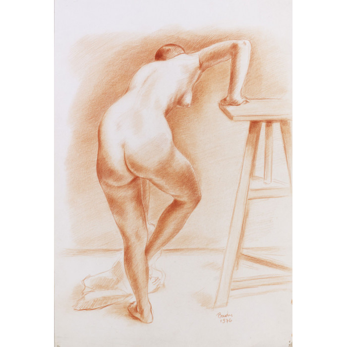 Femme nue de dos s'essuyant le pied