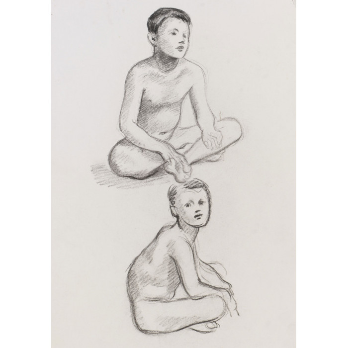 Enfant garçon nu assis de face de coté